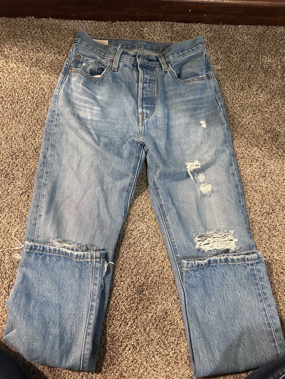 Levi Light Blue Distressed Ripped Jeans
